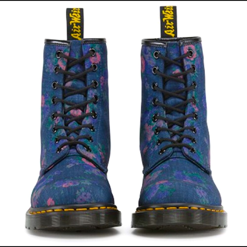 NWB DR MARTENS CASTEL DENIM LOOK BOOT - Picture 6 of 8